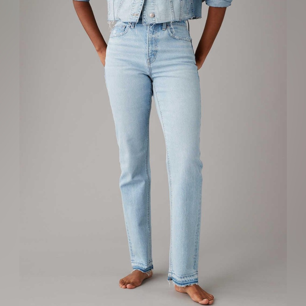 AE Stretch Super High Waisted Straight Jean